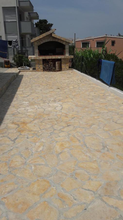 D&D Apartments Pag Town Εξωτερικό φωτογραφία